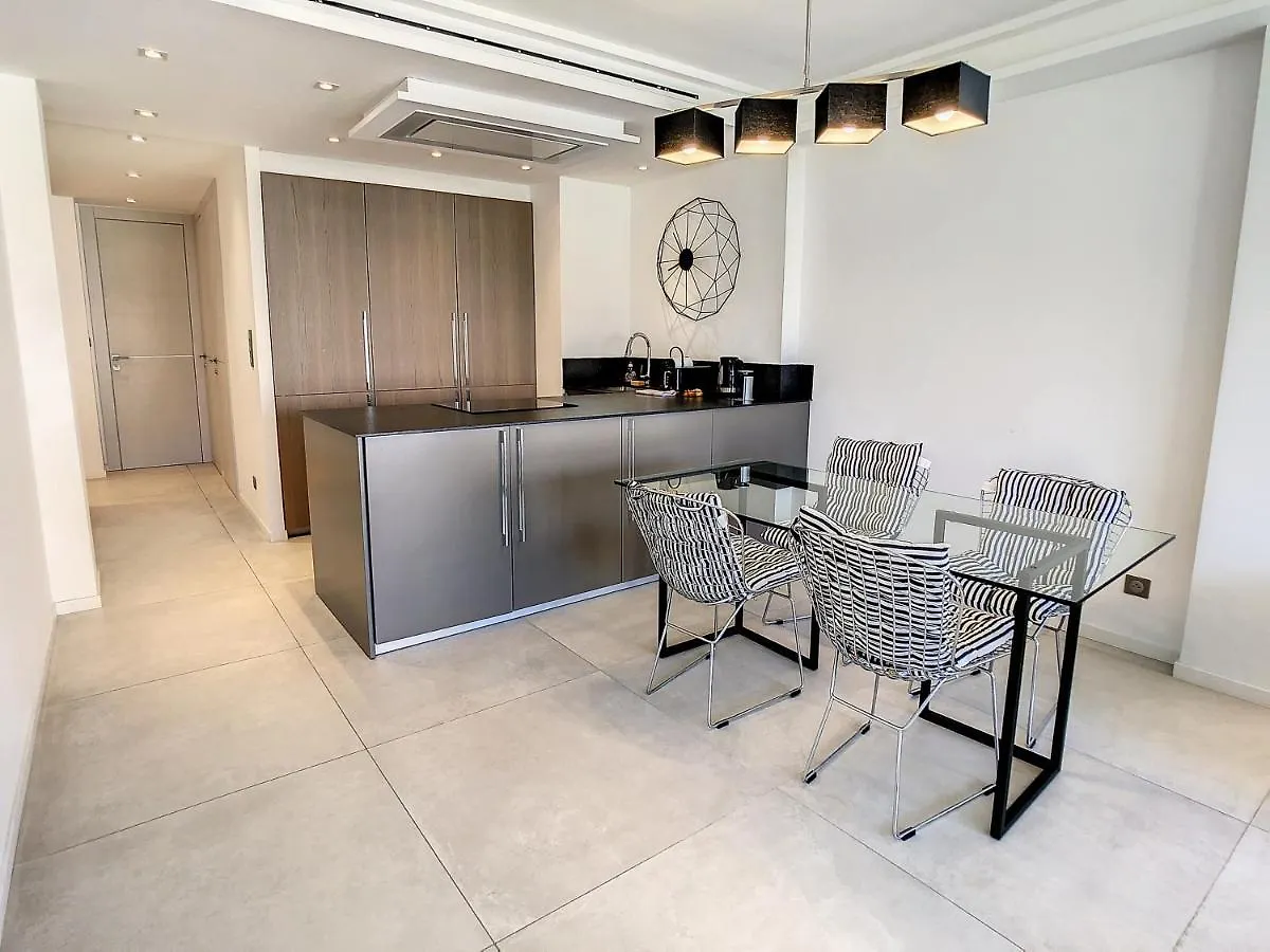 2 Bedroom Grand Hotel With Sea View 306 Cannes 0*,  France
