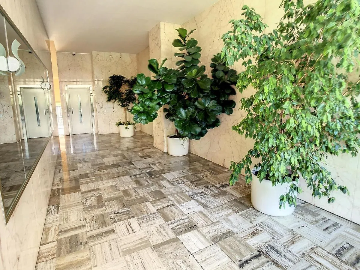Apartment 2 Bedroom Grand Hotel With Sea View 306 Cannes