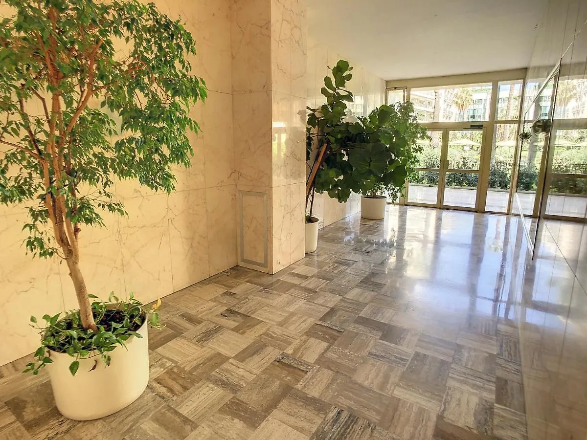 2 Bedroom Grand Hotel With Sea View 306 Cannes