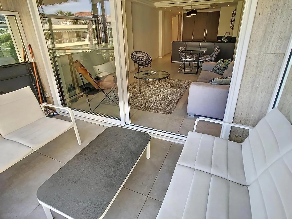 2 Bedroom Grand Hotel With Sea View 306 Cannes 0*,